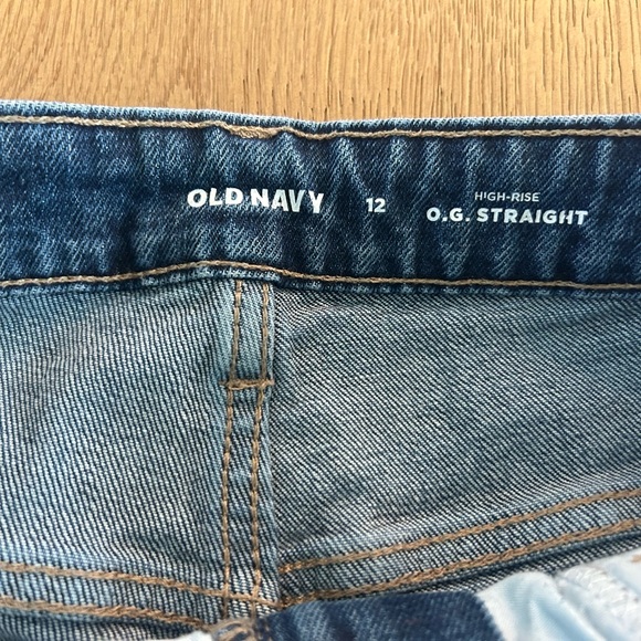 Old Navy Shorts - Picture 3 of 3